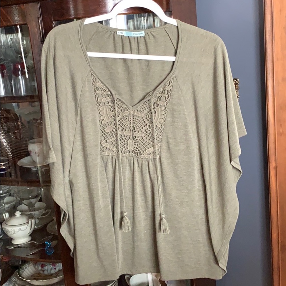 Maurices top